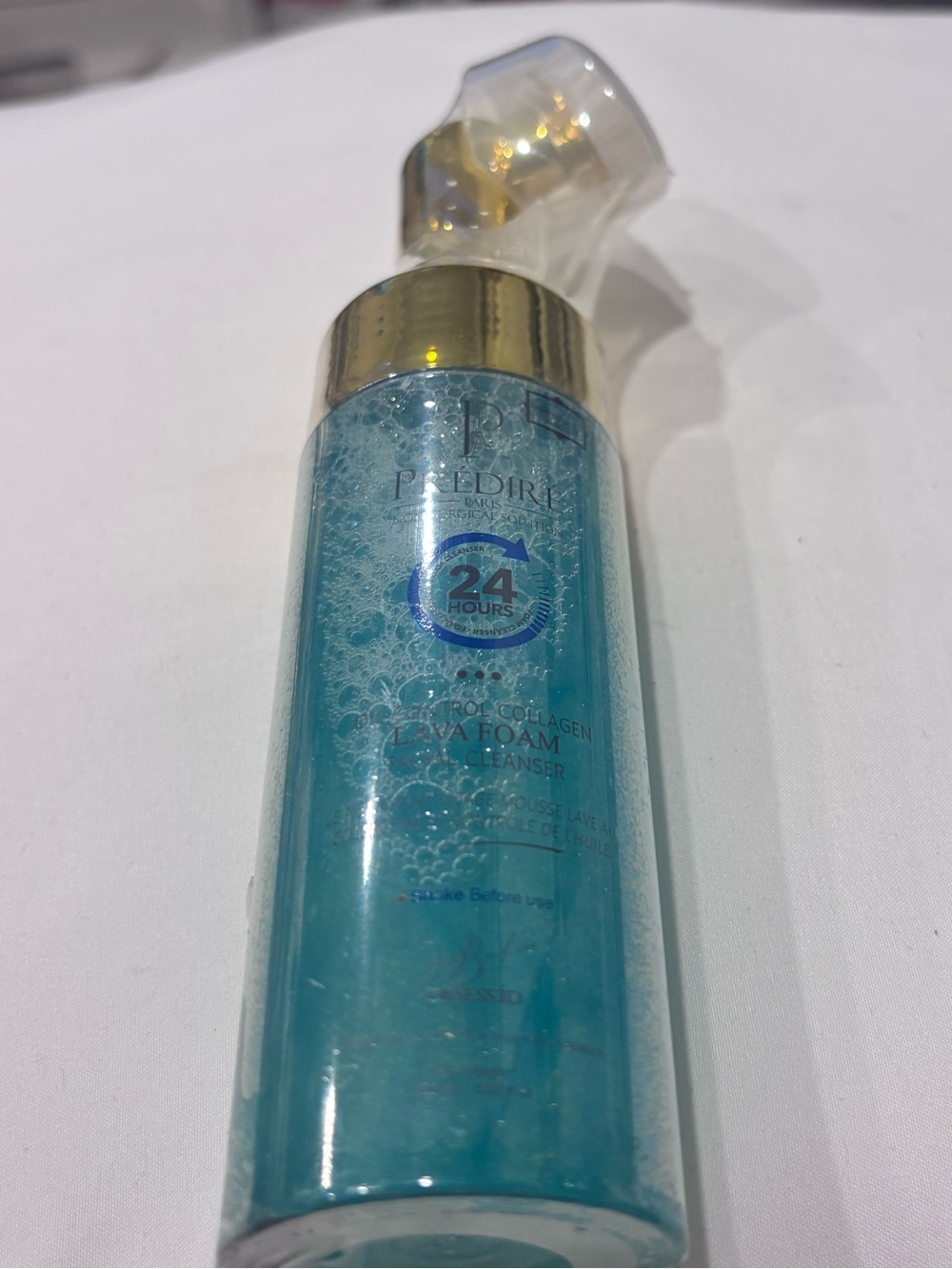 PREDIRE 24-Hour Aqua Foam Cleanser - Teal Blue